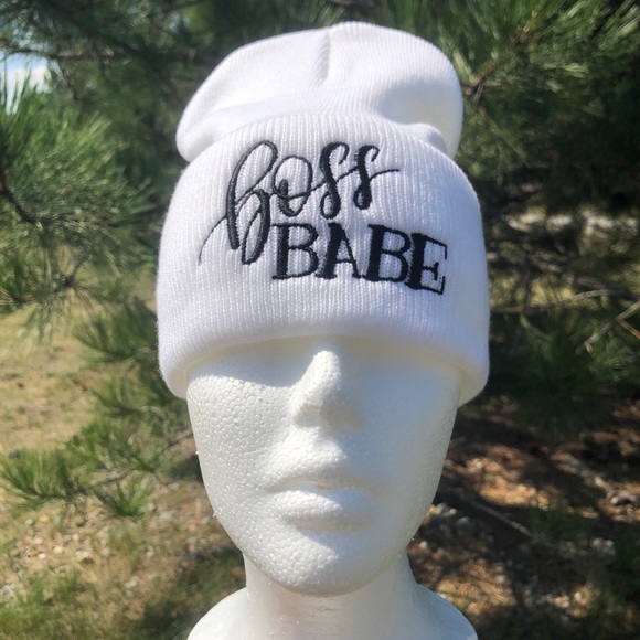 New Exclusive Boss BABE Fold Over Beanie Hat - Picture 2 of 3